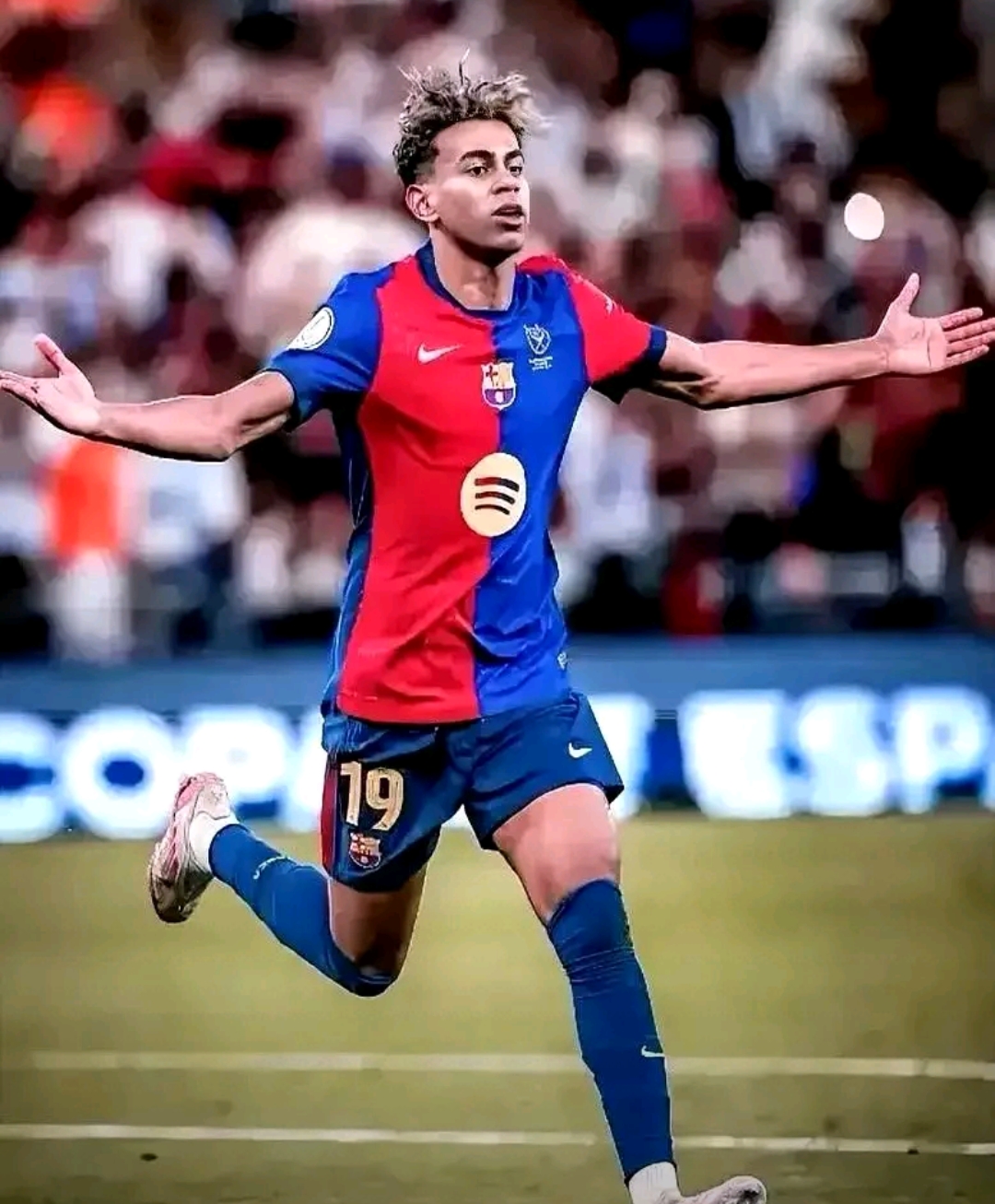 包含比利亚雷亚尔被逆转，客场遭遇重挫的词条