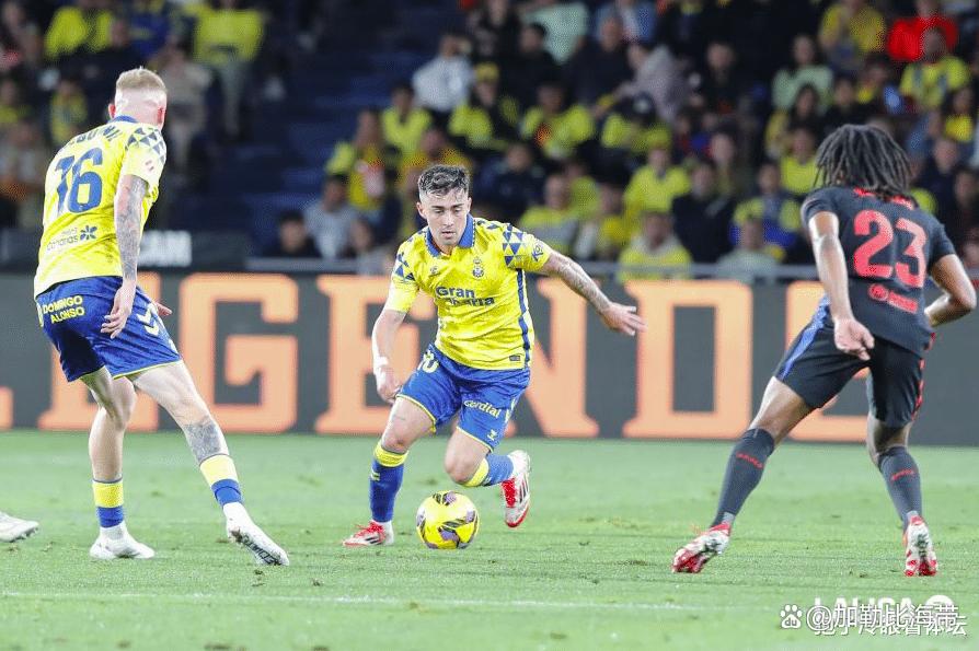 包含战术布局成功：球队实现胜利连环，成绩引人瞩目的词条